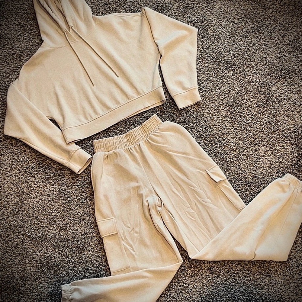 Cream Hoodie and Jogger Set -      ***VERY SOFT!!***